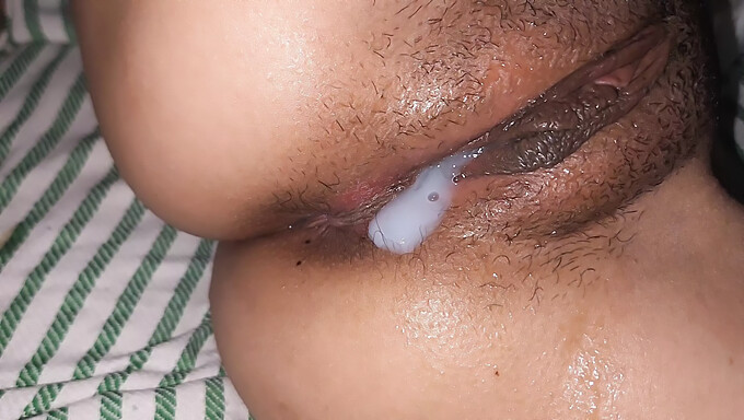 18+ Ασιάτισσα Έφηβη Παίρνει Creampie