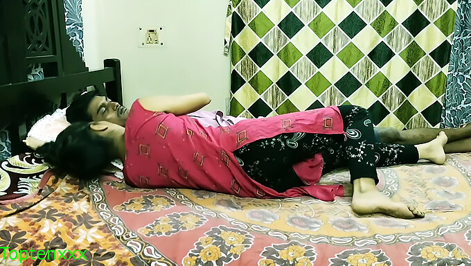 Horny Bengali Wife Gets Her Wet Pussy Fingered