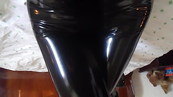 Latex-Clad...